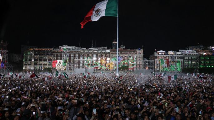 Policías de la CDMX recuperan 14 celulares robados en el Grito de Independencia