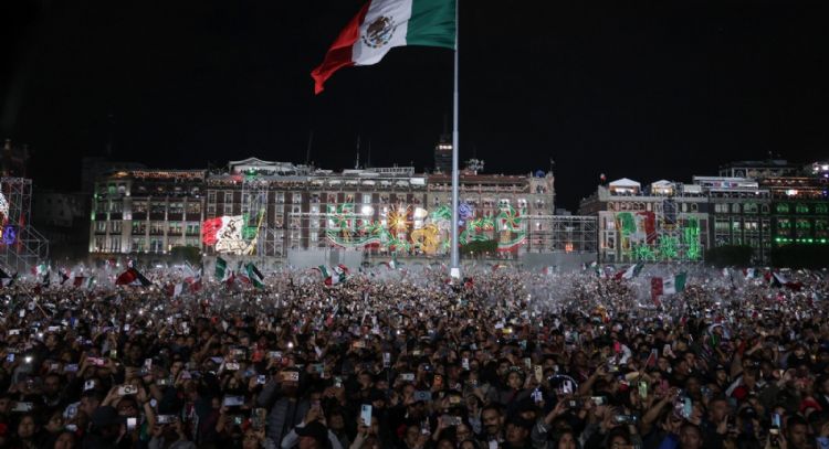 Policías de la CDMX recuperan 14 celulares robados en el Grito de Independencia