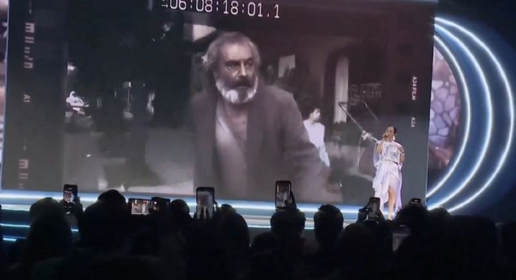 Conmemoran 25 años de “Amores Perros” en la entrega del Ariel; la cinta regresa a los cines (Video)