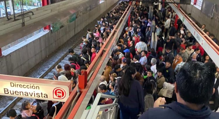 Retrasos de hasta dos horas en el Suburbano de Cuautitlán afectan a cientos de mexiquenses