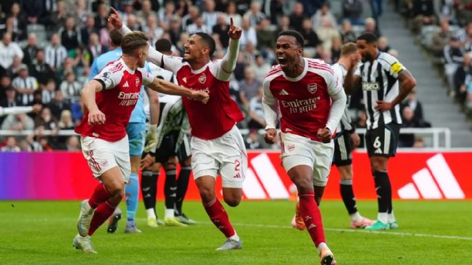 El Arsenal remonta y vence 2-1 al Newcastle y se acerca al líder de la Premier League, el Liverpool