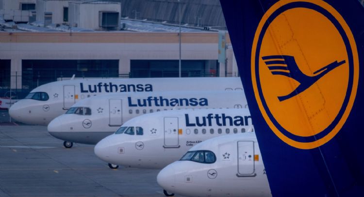 Grupo aéreo Lufthansa recortará a 4 mil empleados para 2030 gracias a la IA y digitalización