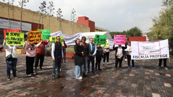 Caso Axe Ceremonia: posponen audiencia y familias afectadas protestan en el Poder Judicial