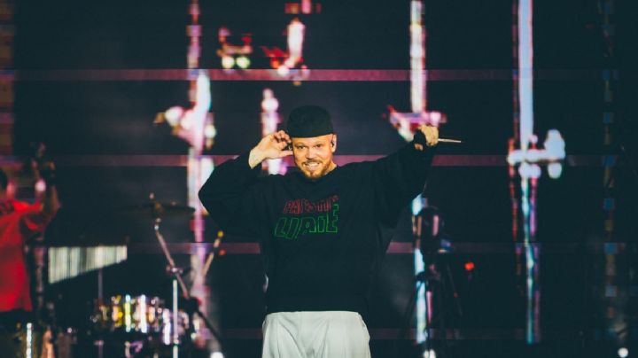 Música y protesta propalestina llenan concierto de Residente en Zócalo de la CDMX