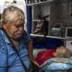 Ataque con bomba planeadora rusa mata al menos a 24 jubilados que cobraban sus pensiones en Ucrania