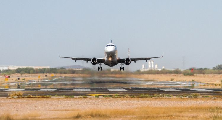 Más pasajeros en aeropuertos: Obregón aumenta 20%; Hermosillo alcanza 2.2 millones con Gobernador Du