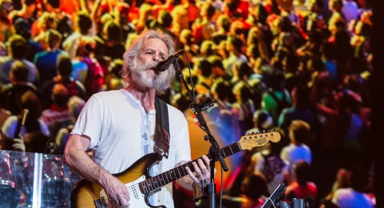 Bob Weir, miembro fundador de Grateful Dead, muere a los 78 años