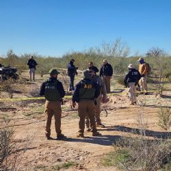 Hallan nueve cuerpos en fosas clandestinas en reserva ecológica de Mexicali
