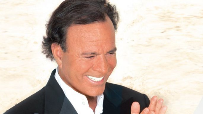 Julio Iglesias exigía pruebas ginecológicas y de ETS a sus empleadas, revela investigación