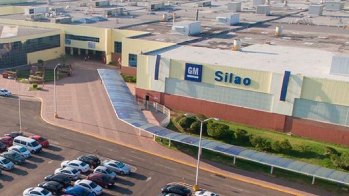 Pese a Trump y sus críticas al T-MEC, General Motors anuncia inversión de mil mdd en México