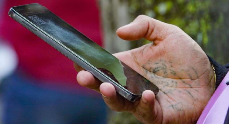 Registro de líneas móviles y la protección de datos personales