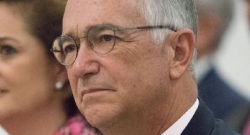 En plena disputa con el SAT, Afore Azteca de Salinas Pliego duplica ganancias y le gana a Hank