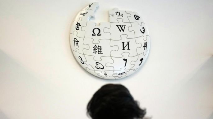 Wikipedia firma acuerdos de IA con Microsoft, Meta y Perplexity al conmemorar su 25 aniversario