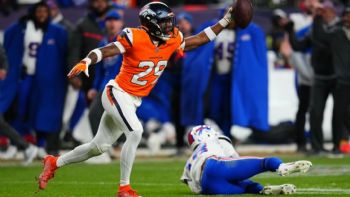 Los Broncos vencien 33-30 a los Bills 33-30 y avanzan al juego por el título de la AFC