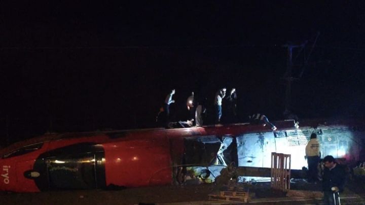 Dos trenes chocan tras descarrilamiento en España; hay al menos 5 muertos y 25 heridos