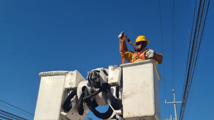 Sismo en Guerrero deja sin luz a más de 120 mil usuarios; CFE aún no restablece servicio totalmente