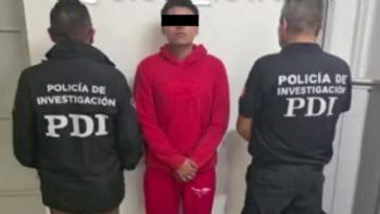 Joven de 18 años envió por error video a su madre donde asesinó a un hombre: ella lo denunció