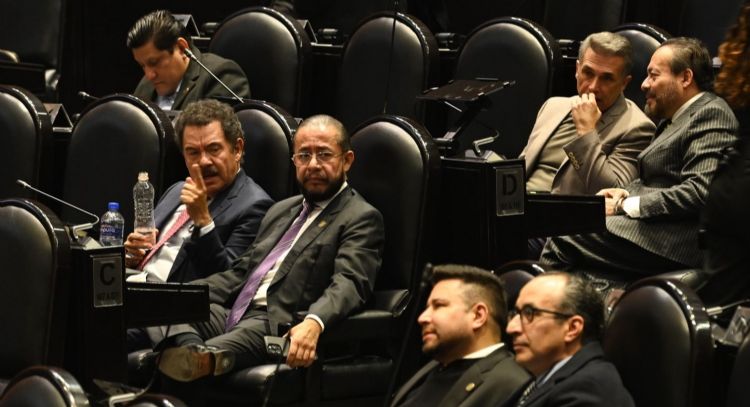 Adán Augusto López asegura que el arribo de avión militar de EU no le compete al Senado