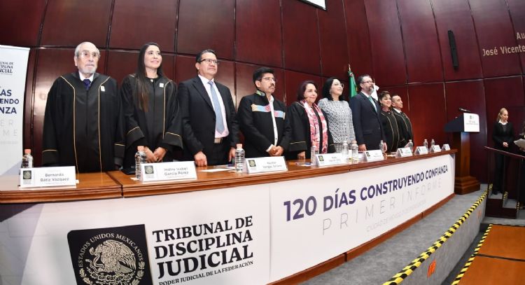 Aplican exámenes a jueces electos y quienes reprueben... no serán sancionados