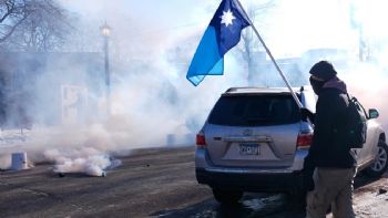 La NBA pospone partido Timberwolves-Warriors en Minneapolis tras tiroteo fatal de un agente federal