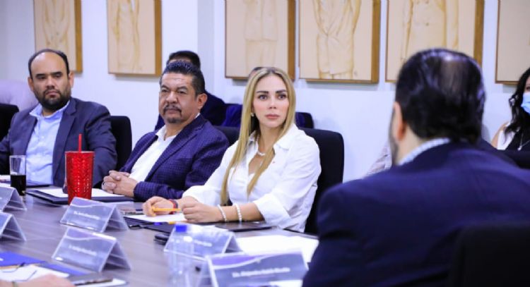 Inhabilitan a exsecretaria de Finanzas de Omar Fayad por 800 mdp invertidos en banco en quiebra