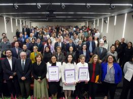 Otorgan a científicas el Premio Matilde Montoya