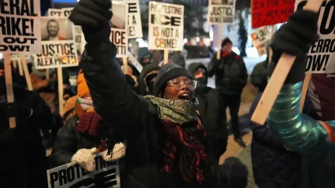 Manifestantes en Estados Unidos convocan a huelga nacional contra las redadas migratorias de Trump