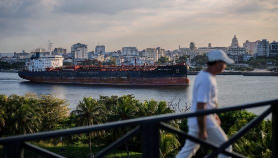 Combustibles para Cuba:  Bajo presión de EU, una ayuda humanitaria guardada por México como secreto