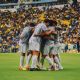 América consigue su primera victoria del torneo al ganar por 2-0 al Necaxa