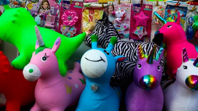 Día de Reyes: la Ssa sugiere no regalar juguetes bélicos, tabletas y celulares