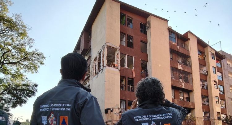 Familias afectadas por explosión en Paseos de Taxqueña podrían recibir apoyo mensual de 8 mil pesos