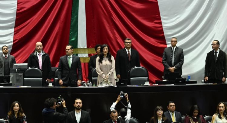 Kenia López lamenta el asesinato de familiares de Mario Delgado