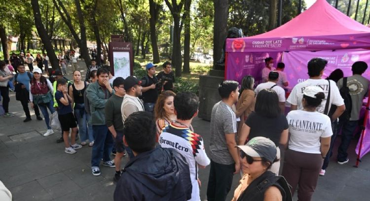 El gobierno da “palos de ciego” con su estrategia contra el sarampión: diputado