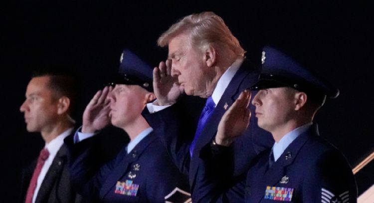 Trump no quita el dedo del renglón: vuelve a amagar con “duros” ataques por tierra contra cárteles