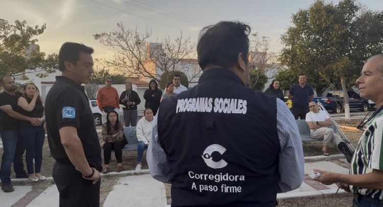 Funcionarios mezclan logos del PAN y del gobierno al presentar programas sociales en Querétaro