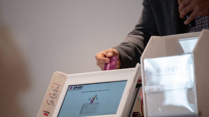 Tres pruebas piloto de voto por internet para 2027