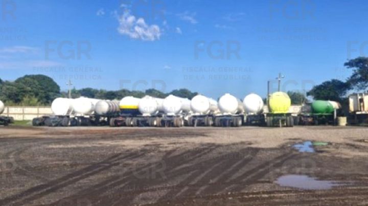 Decomisan más de 82 mil litros de hidrocarburo presuntamente ilegal en Minatitlán