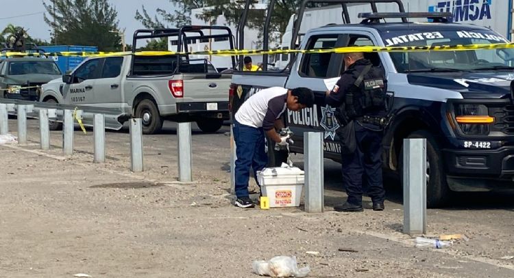 En menos de 24 horas hallan tres hieleras con restos humanos en Coatzacoalcos