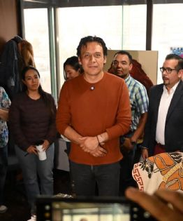 Nueva Derecha exige a la SEP revisar los libros de texto impulsados por Marx Arriaga