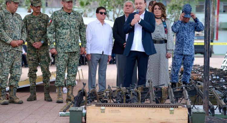 Alfonso Durazo retira de las calles más de 900 armas y refuerza la seguridad en Sonora