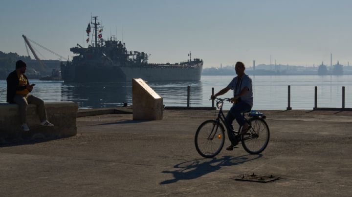 Cuba inicia con la distribución de ayuda humanitaria procedente de México