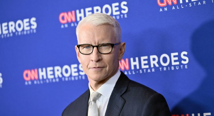 Anderson Cooper anuncia su salida de “60 Minutes”; permanecerá en CNN