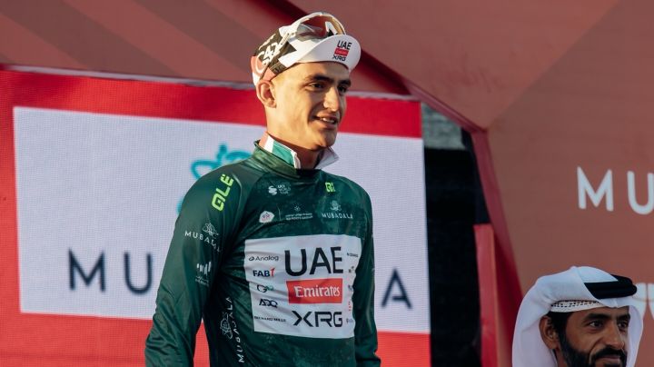 Isaac del Toro finaliza segundo en la tercera etapa del Tour de los Emiratos Árabes