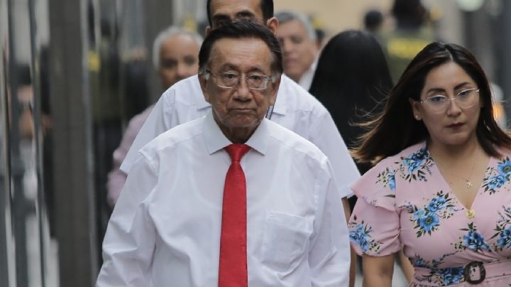 Congreso elige a José María Balcázar como nuevo presidente interino de Perú tras destitución de Jerí