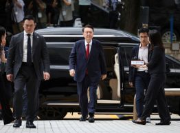 El expresidente surcoreano Yoon es sentenciado a cadena perpetua por imponer la ley marcial