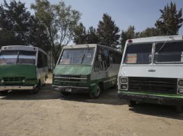 Brugada anuncia apoyos para eliminar los microbuses en mal estado