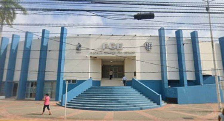 Familiares de desaparecidos protestan frente a la FGE en Tabasco, tras descubrimiento de fosa