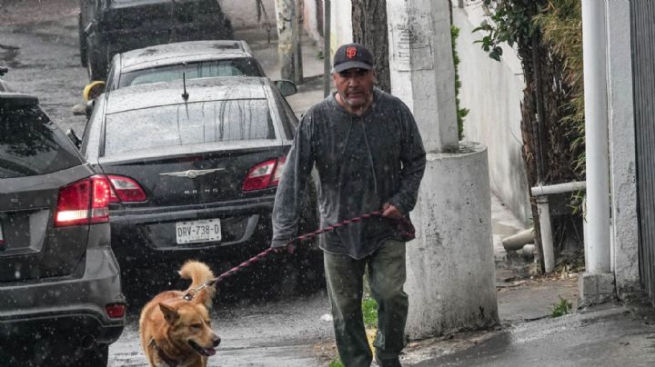 Lluvias e intervalos de chubascos afectarán este martes a 12 estados; llega el frente frío 33