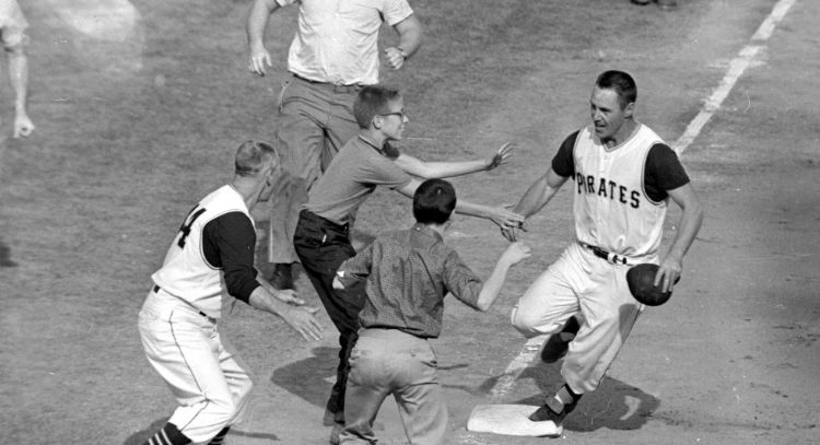 Bill Mazeroski, miembro del Salón de la Fama del Béisbol, muere a los 89 años