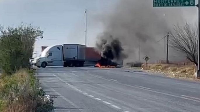 Amanece Reynosa con bloqueos y quema de vehículos (Video)